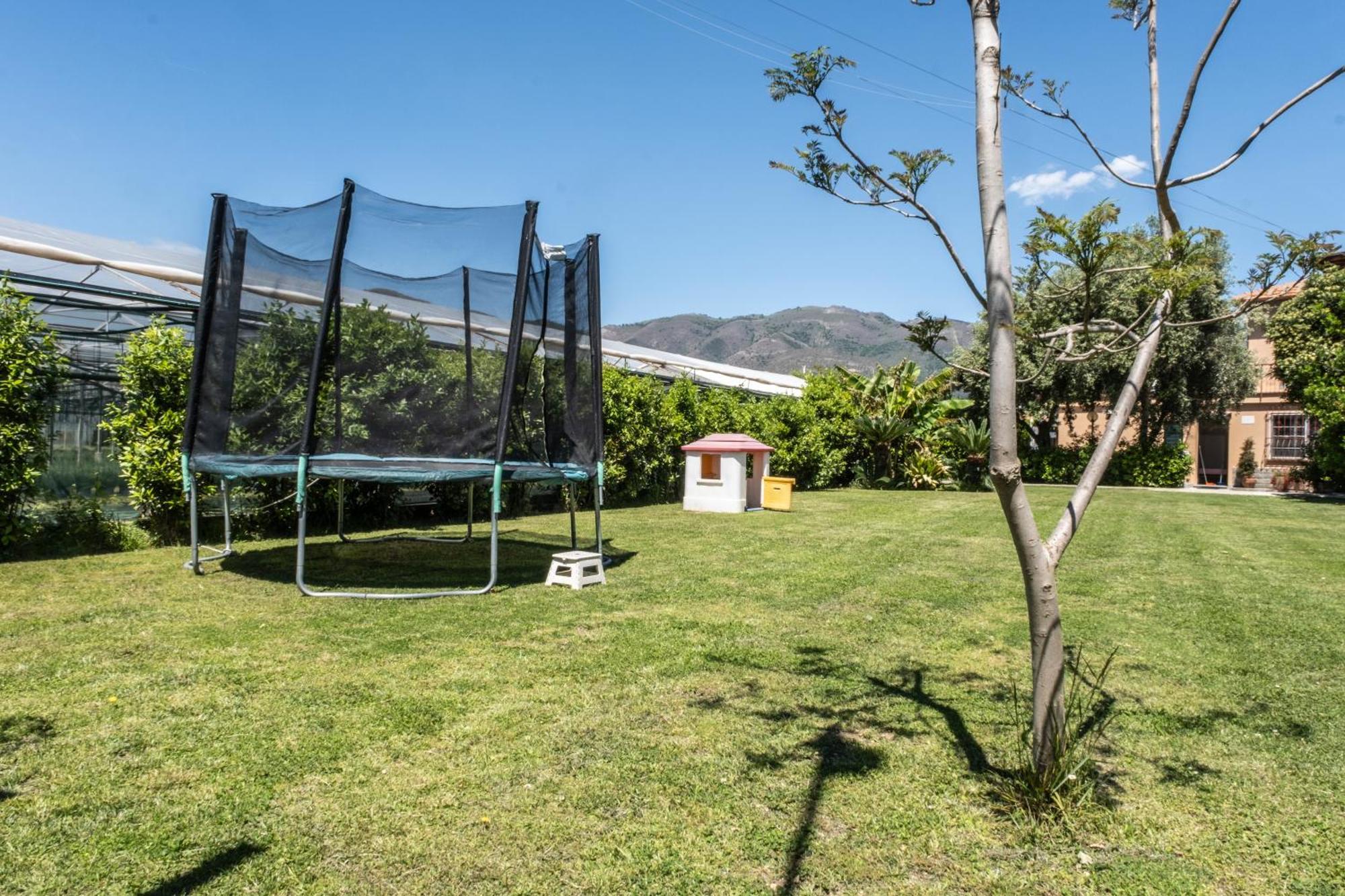 Agriturismo Giorgi Appartamenti In Riviera Ligure Альбенга Экстерьер фото
