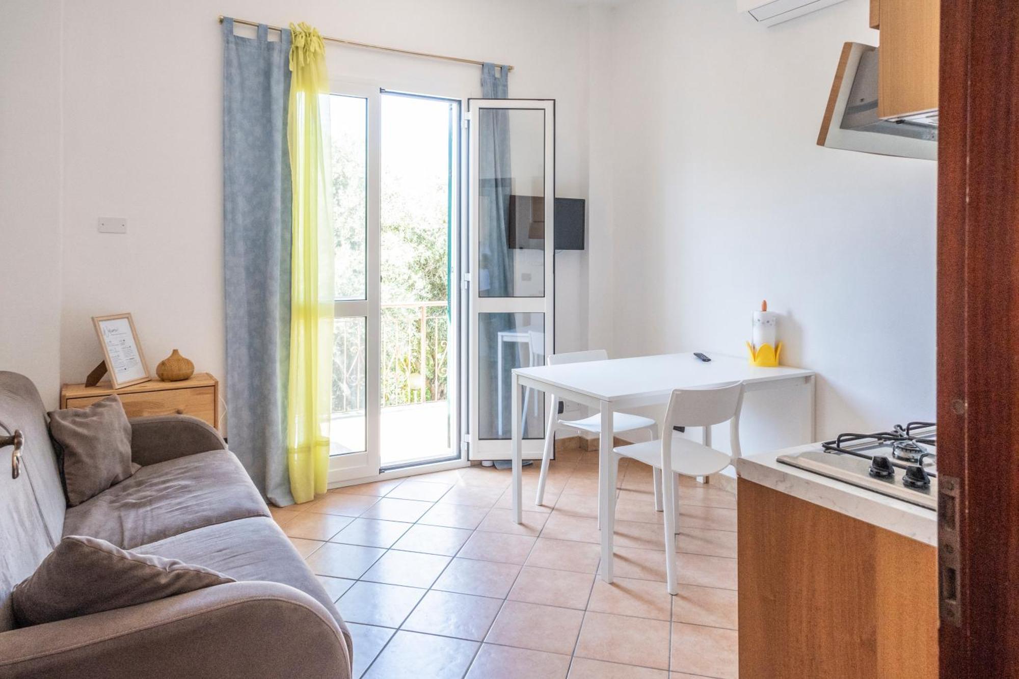 Agriturismo Giorgi Appartamenti In Riviera Ligure Альбенга Экстерьер фото