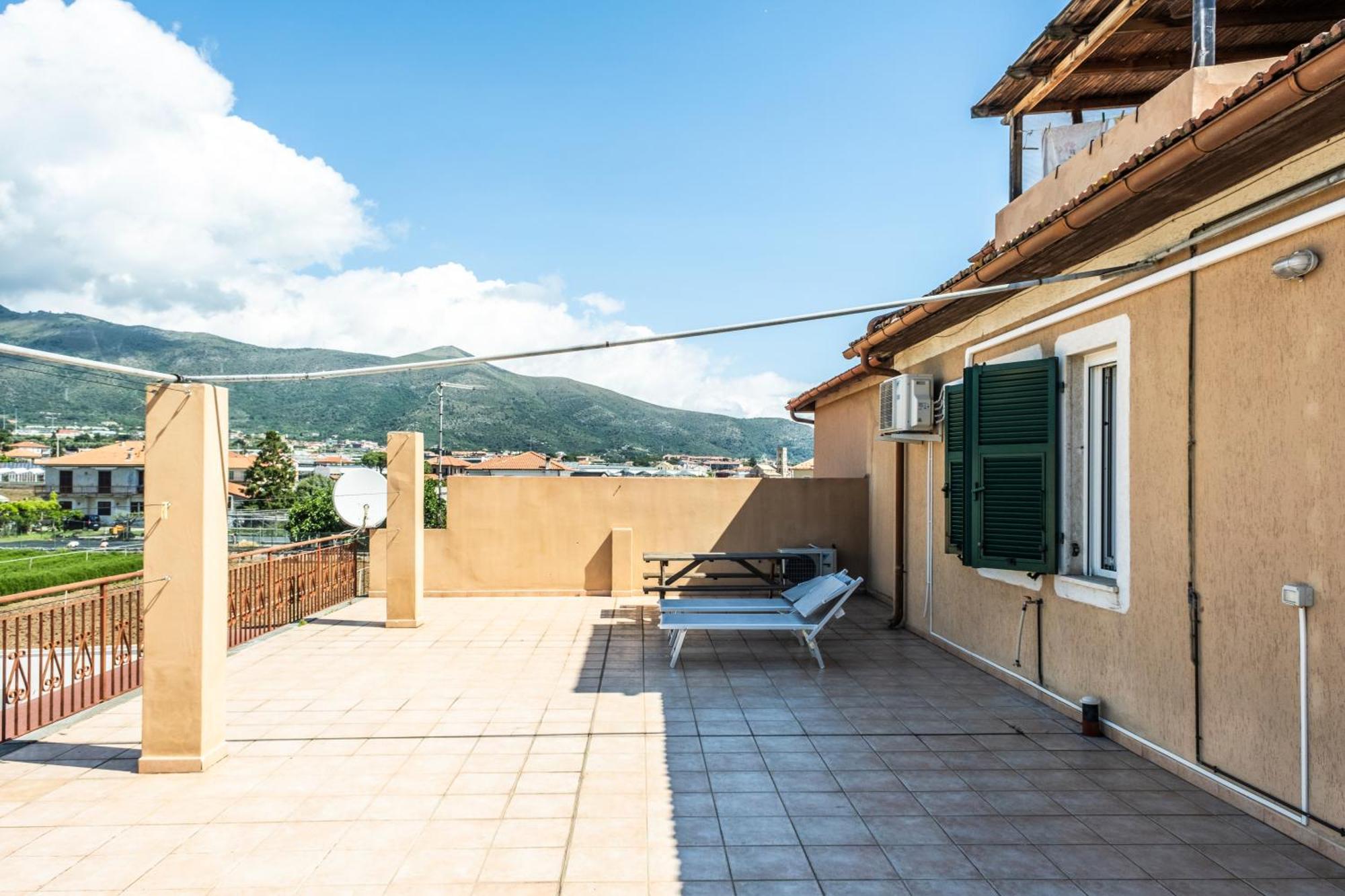 Agriturismo Giorgi Appartamenti In Riviera Ligure Альбенга Экстерьер фото